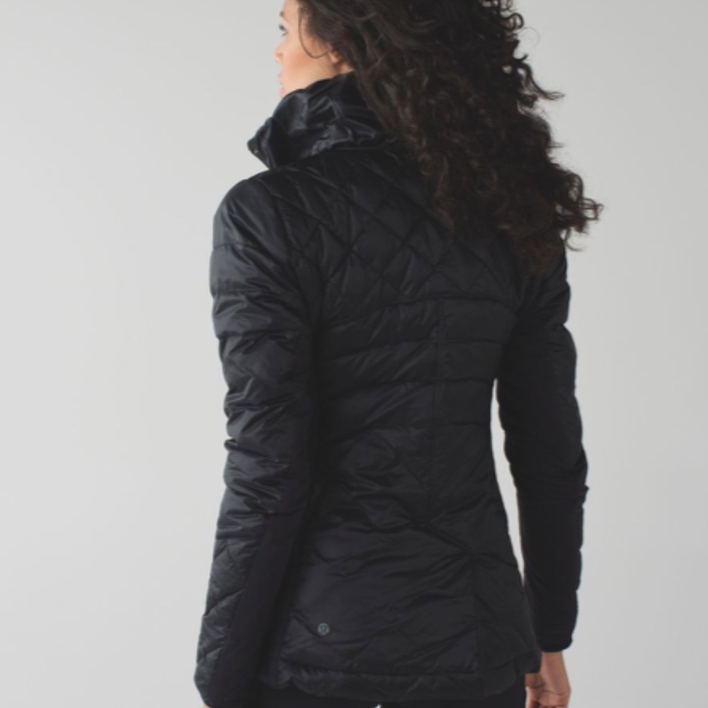 LULULEMON DOWN FOR A RUN PULLOVER - Picture 3 of 9